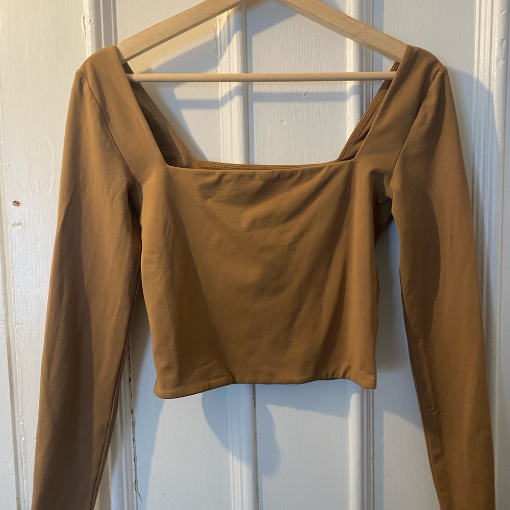 Aritzia Square Neck Contour Crop